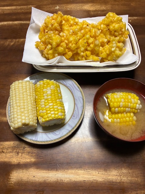 圧巻! とうもろこし膳。豪快!